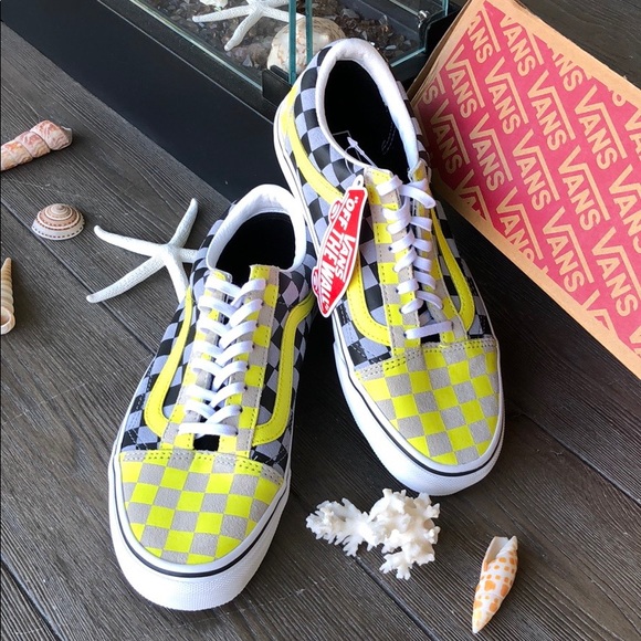 🌴🌼VANS- SUEDE CHECKERED OLD SCHOOL🌼🌴 - Picture 2 of 11